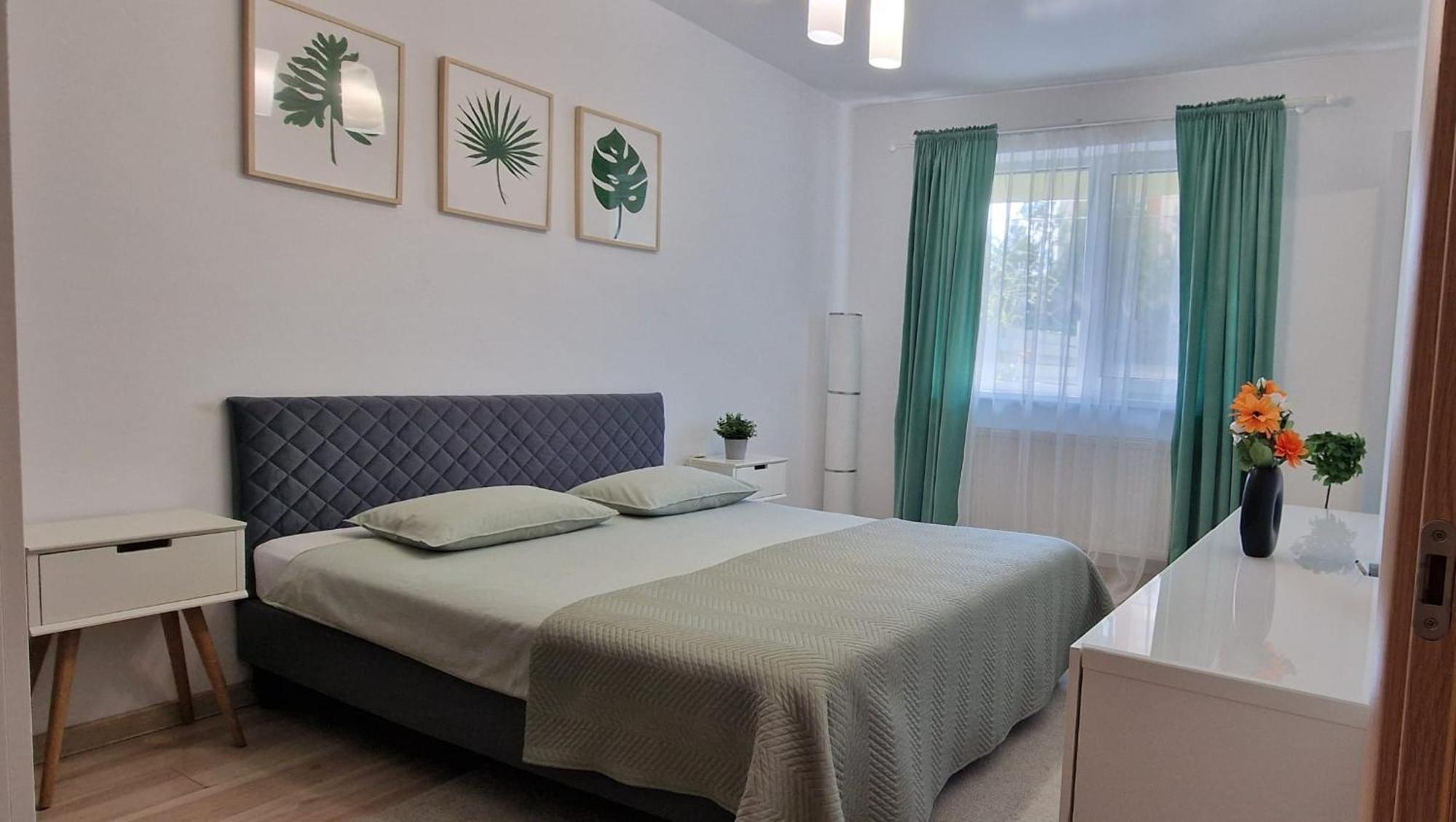 Amazing Apartament With Garden Bucharest Airport Self Check-In!! Otopeni Buitenkant foto